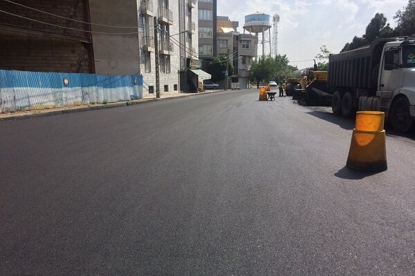آسفالت‌ریزی ۸۰ هزار متر مربع در معابر منطقه ۲۲