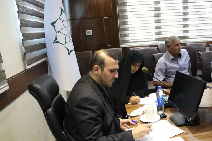 پاسخگویی مدیرعامل موسسه هادیان شهر به کارکنان تحت پوشش برج میلاد