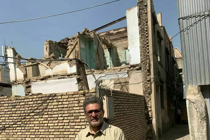 بررسی و اقدام برای تملک خانههای ابتهاج و احمد متوسلیان