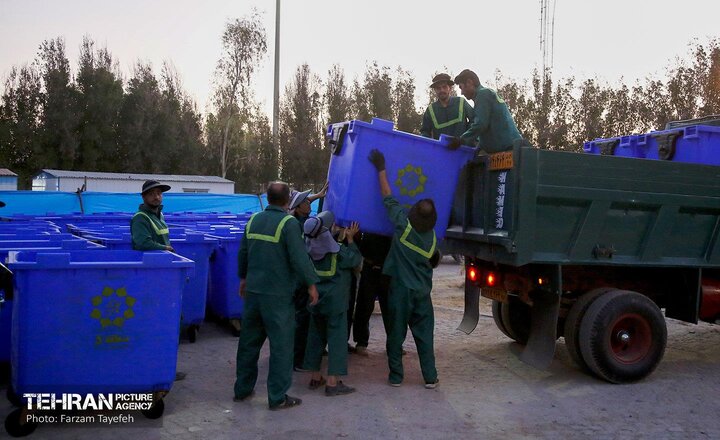 اعزام ۱۱۰ دستگاه ماشین‌آلات برای نظافت مسیر پیاده‌روی اربعین/ خدمات‌رسانی گسترده در مرزهای کشور و عتبات عالیات ادامه دارد