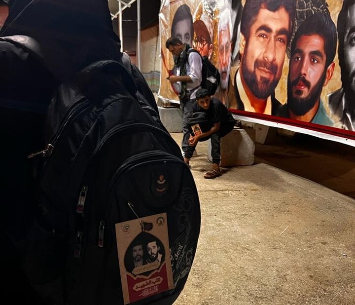 زائران کربلا در موکب شهید همدانی شلمچه نایب الزیاره شهدا می‌شوند