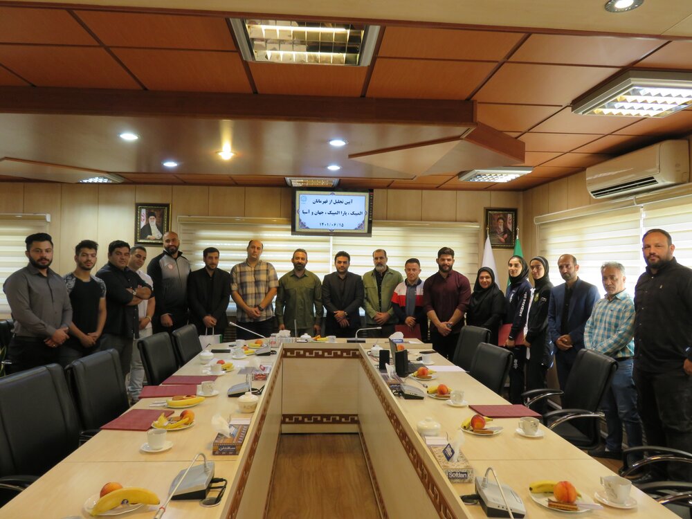 تقدیر شهردار منطقه ۱۸ از قهرمانان و مدالآوران المپیک و پارالمپیک