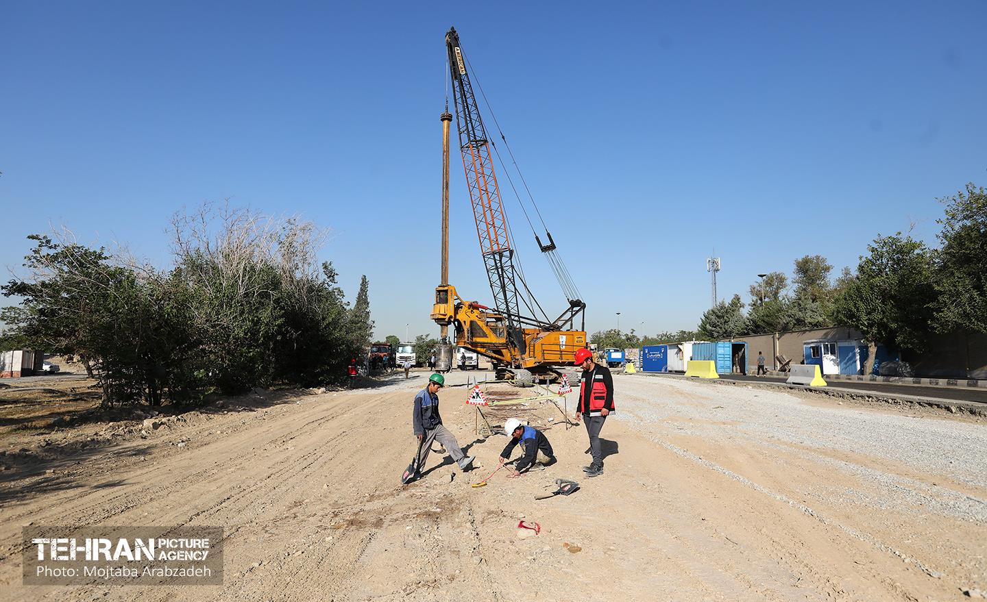 از تولید بالغ بر ۵۶۰ هزار تن آسفالت در تهران تا ساخت و تکمیل تونلهای شهری در راستای کاهش مشکلات ترافیکی