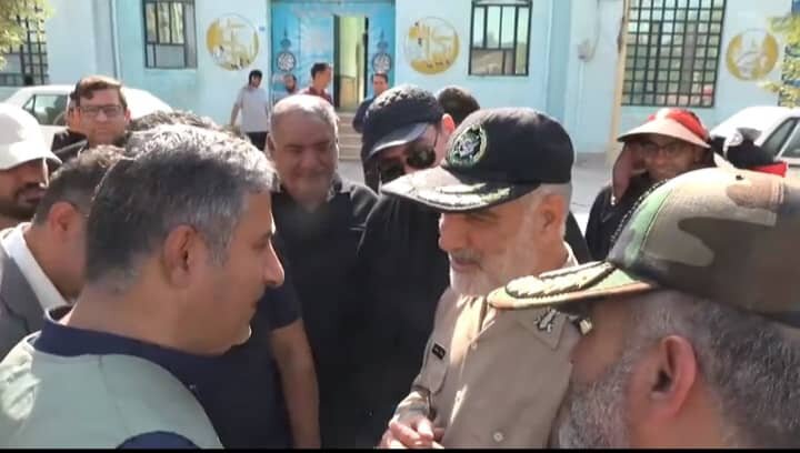 تقدیر معاون اجرایی ارتش از زحمات شهرداری تهران در پایانه مرزی خسروی 