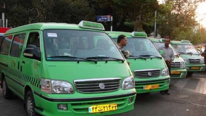 خدمات‌رسانی رایگان ۲۱۵ تاکسی ون در مراسم ارتحال حضرت امام(ره)
