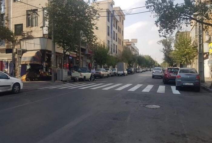 خطکشی بیش از ۵ هزار متر از محورهای منطقه ۱۰ در طرح استقبال از مهر