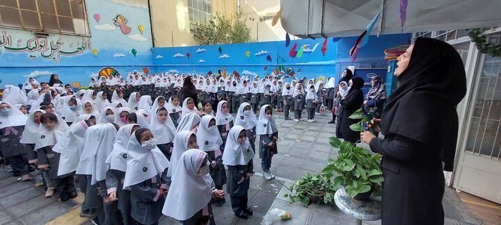 آموزش هزار و ۶۰۰ نفر ساعت نگهداشت گیاهان به دانش‌آموزان منطقه۱۳