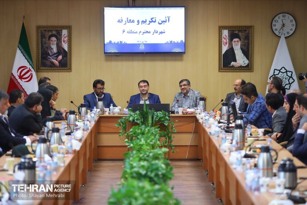 تغییر سخت افزاری و نرم افزاری مدیریت شهر تهران با تغییر شهرداران مناطق