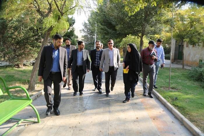 لزوم افزایش ایمنی بوستانها و ساماندهی نقاط بیدفاع شهری در منطقه ۱۰