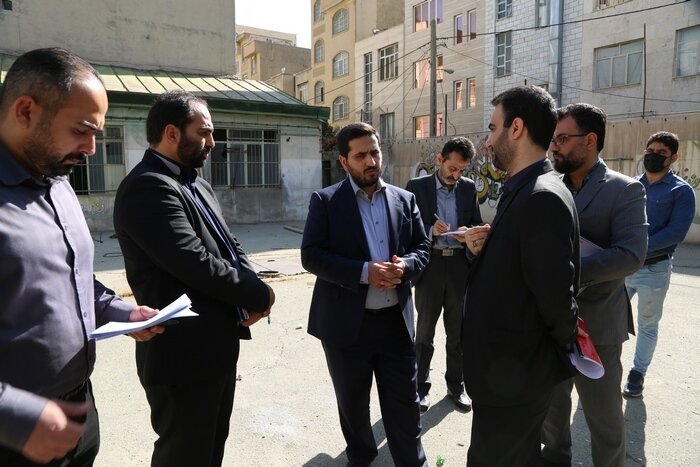 خلق فرصت از پارکینگ تا باغ کتاب در منطقه ۱۰