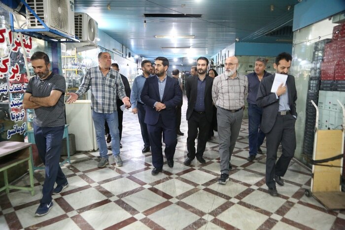 خلق فرصت از پارکینگ تا باغ کتاب در منطقه ۱۰