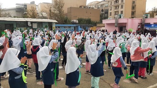 برگزاری پویش دوشنبه‌های ورزشی با حضور ۴۰۰ دانش‌آموز دختر