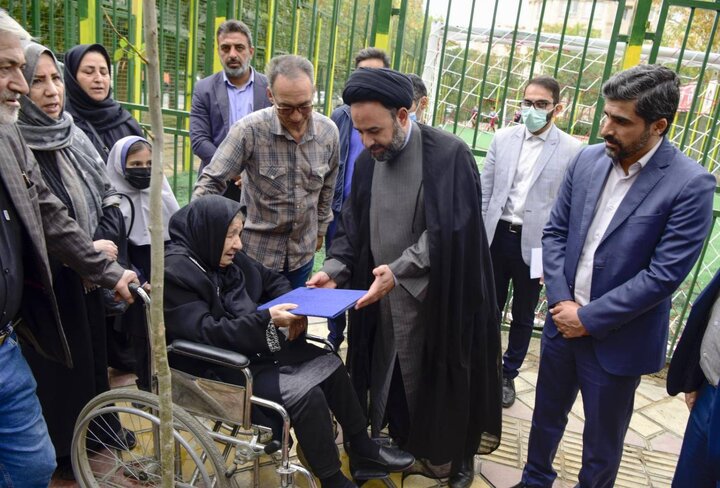 افتتاح زمین چمن مصنوعی شهید کاظم سلمانی در منطقه ۱۴
