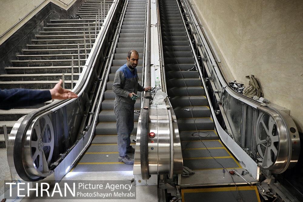 پرسش از مسافران مترو؛ پاسخ از عباسی نامی