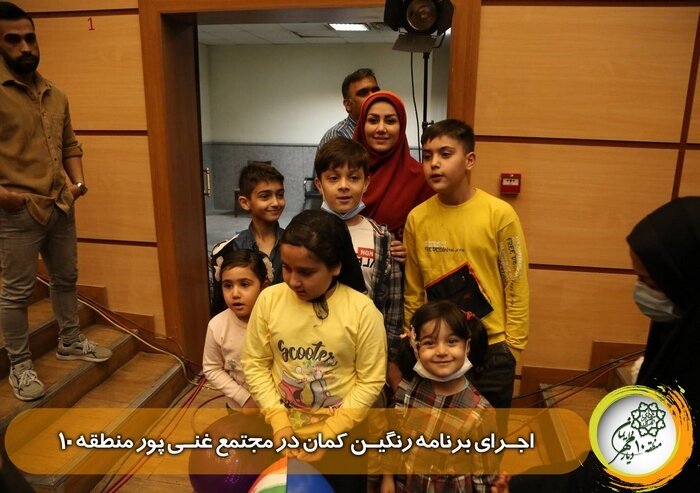 برپایی پردیس فرهنگی «رفیق شهیدم» منطقه ۱۰ در مسیر راهپیمایی ۱۳ آبان