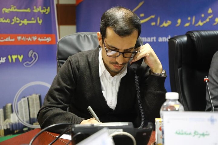 ارتباط با شهروندان منجر به پایش مشکلات محلات می‌شود