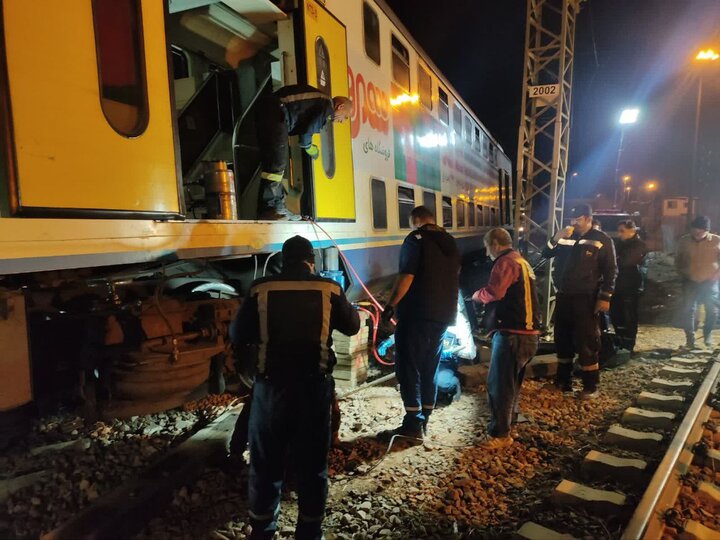 جزئیات حادثه خروج قطار از ریل در خط ۵ مترو تهران