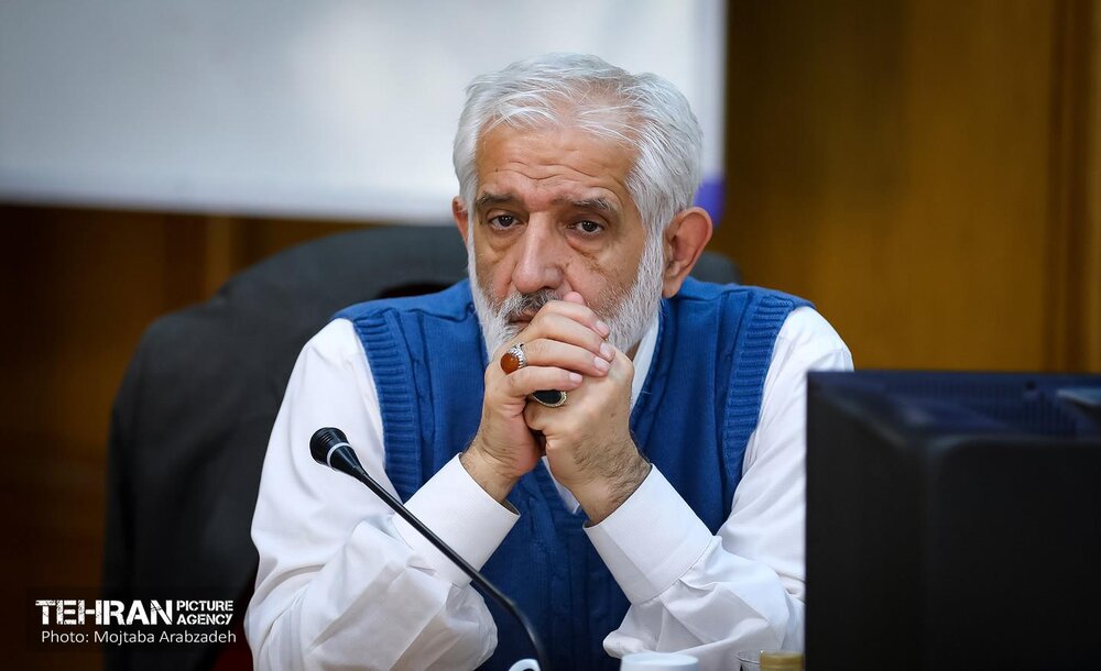 ورود اتوبوسهای دوکابین به تهران تا مهرماه