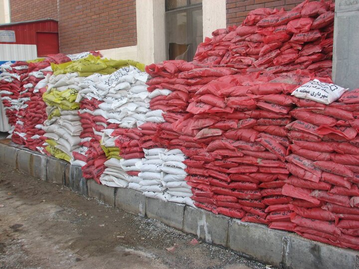 آماده‌سازی ۱۰هزار کیسه شن و نمک در منطقه هشت  
