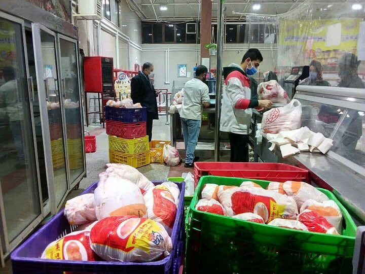 قیمت گوشت مرغ تازه در میادین؛ هر کیلو ۵۳ هزار و ۲۰۰ تومان