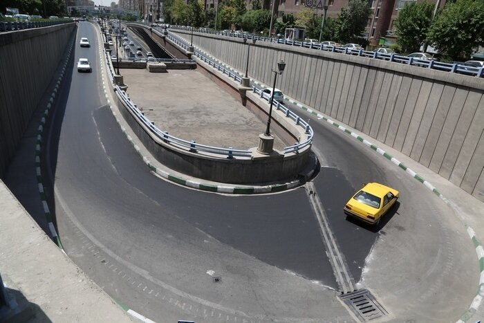 بهسازی معابر منطقه ۱۰ با ده هزار متر نهرسازی