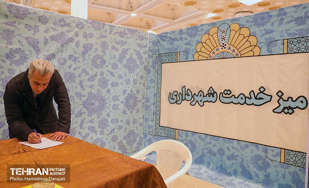 از پیگیری درخواستهای شهروندان تا استماع درددل کارکنان