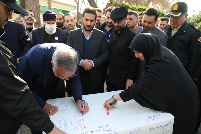 پیکر شهید گمنام عملیات والفجر۱ در یادمان نورالزهرا (س) منطقه ۱۰ آرمید