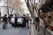 برخورد قانونی شهرداری منطقه۱۱ با سدمعبر در خیابان قلمستان