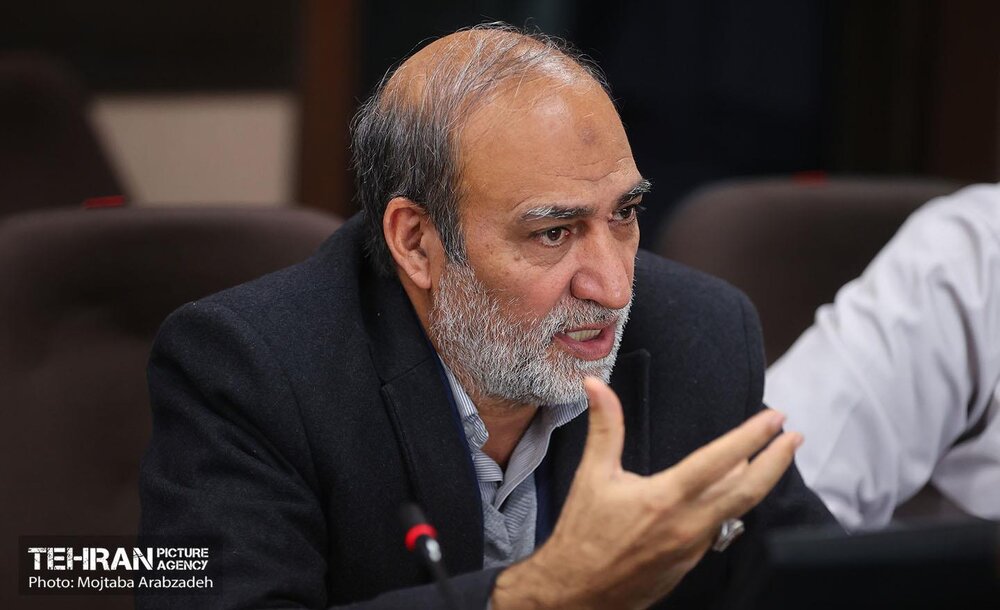 بازدید شهردار تهران از مرکز تحقیقات و نوآوری شرکت سایپا