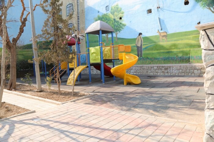 ارائه خدمات شهری به مادران و کودکان اولویت منطقه ۱۰ است/ زمینهای بازی بوستانها بهسازی و ایمنسازی میشوند