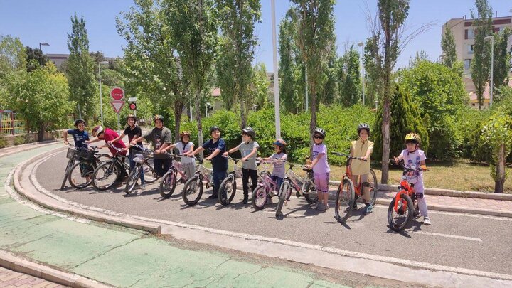 ضرورت ایمن‌سازی معابر شهری برای ترویج فرهنگ دوچرخه‌سواری