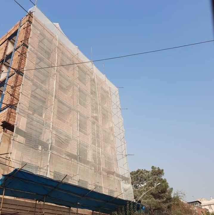 ساماندهی حصارهای کارگاهی و رفع سد معبر مصالح ساختمانی در منطقه۱۳