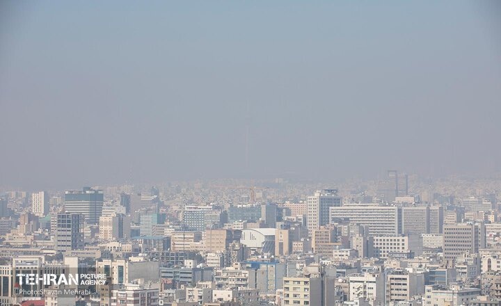 هوای تهران برای گروه‌های‌حساس «ناسالم» است/ ۷ ایستگاه در وضعیت «قرمز»