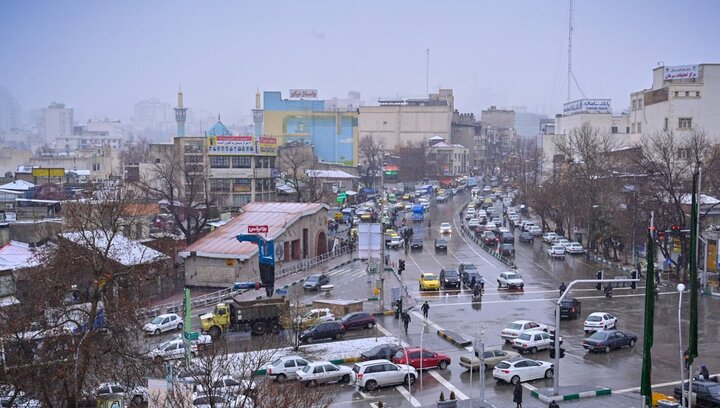 معابر شمال تهران شن‌پاشی و تردد در حال انجام است