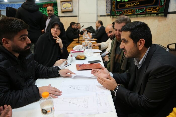 مجوز تامین ۳ هزار پارکینگ در منطقه ۱۰ را تا پایان سال اخذ میکنیم