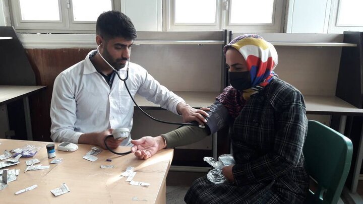 گروه جهادی پزشکان در سرای محله استقلال منطقه ۲۱ مستقر شدند