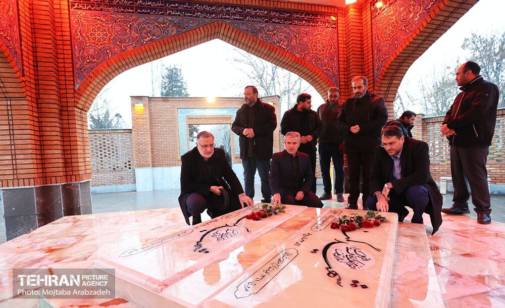 بهترین مسیر برای خدمت به انقلاب اسلامی، خدمت به مردم است/ فعالشدن پروژههای راکد پایتخت/ مشکلات شهر بدون مشارکت مردم حل نمیشود