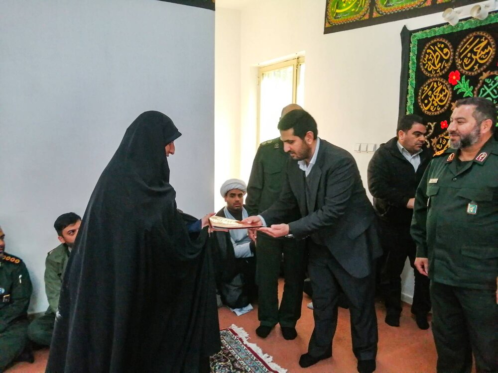 خدمت به مردم دغدغه دلسوزان نظام است