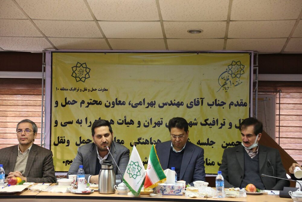 رفع گره ترافیکی بلوارامام خمینی (ره) در تقاطع خیابان خوش/ برنامه ریزی افزایش ۱۰ برابری پارکینگ عمومی منطقه ۱۰