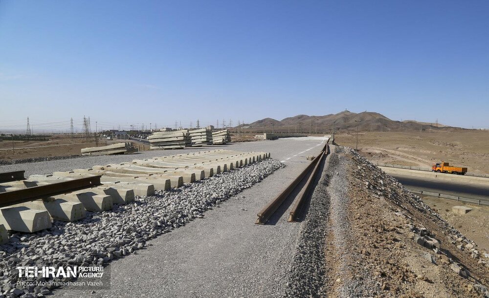 بهرهبرداری از مترو پرند به همراه ۴ ایستگاه کاشانی، شهرزیبا، شهران و کوهسار در سال آینده/ ورود ۷۰۰ دستگاه اتوبوس جدید به ناوگان اتوبوسرانی