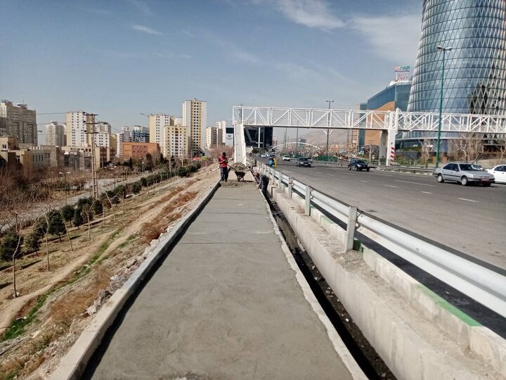پیاده‌رو سازی در ضلع جنوبی بزرگراه شهید خرازی