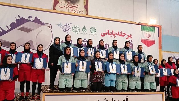 بانوان والیبالیست منطقه ۱۶ قهرمان شهر تهران شدند
