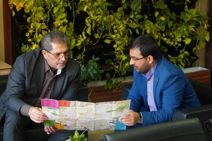 استقرار عوامل و تجهیزات سازمان پسماند در جاذبه‌های گردشگری تهران