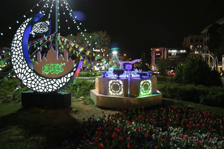 المان شب نمای ماه مبارک رمضان در میدان کمال‌الملک منطقه ۲۱ جای گرفت