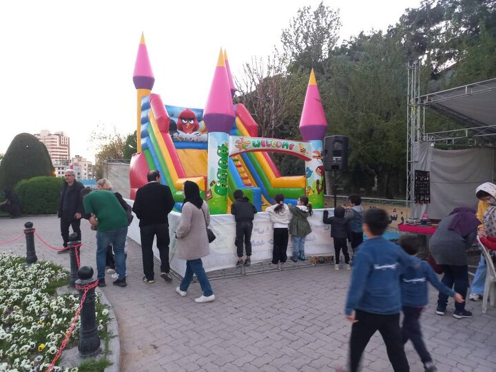دهکده بهار ایران در بوستان لاله 