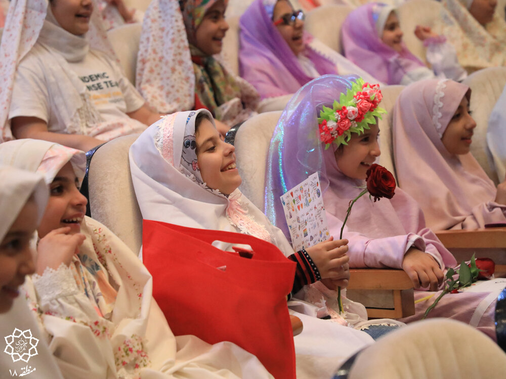 نجوای نخستین بهار دانش آموزان مدارس دخترانه جنوبغرب پایتخت دمیده شد