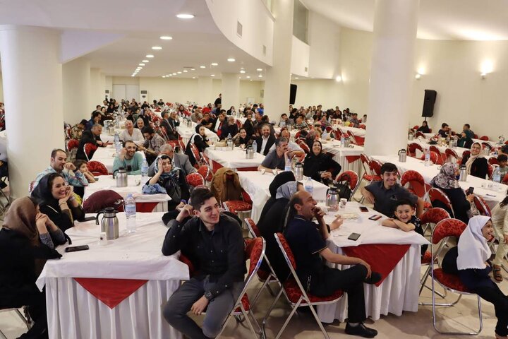 مراسم تکریم عوامل اجرایی خدمات شهری منطقه۱۱ منحصر به فرد بود 