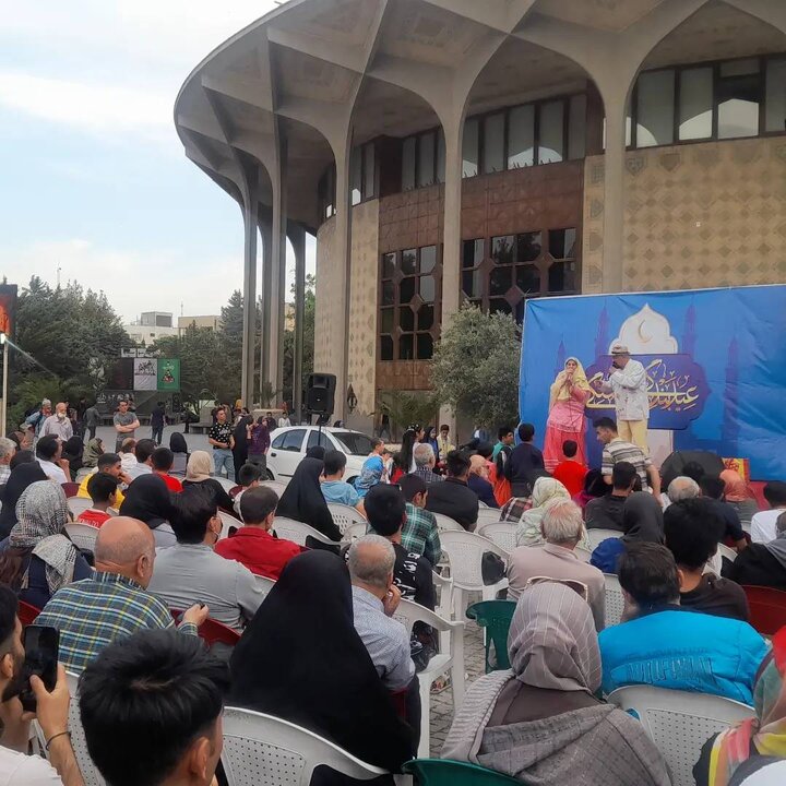 شور و شوق عید بندگی در منطقه۱۱ تهران 