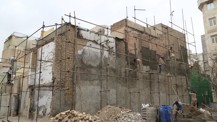 اجرای عملیات جداره سازی در محلات بافت فرسوده ناحیه یک منطقه ۱۵