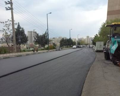 انجام تراش و روکش معبر جیرفت با هدف نوسازی در منطقه ۲۲